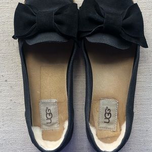 Black Ugg flats with suede bow size 8. Worn once